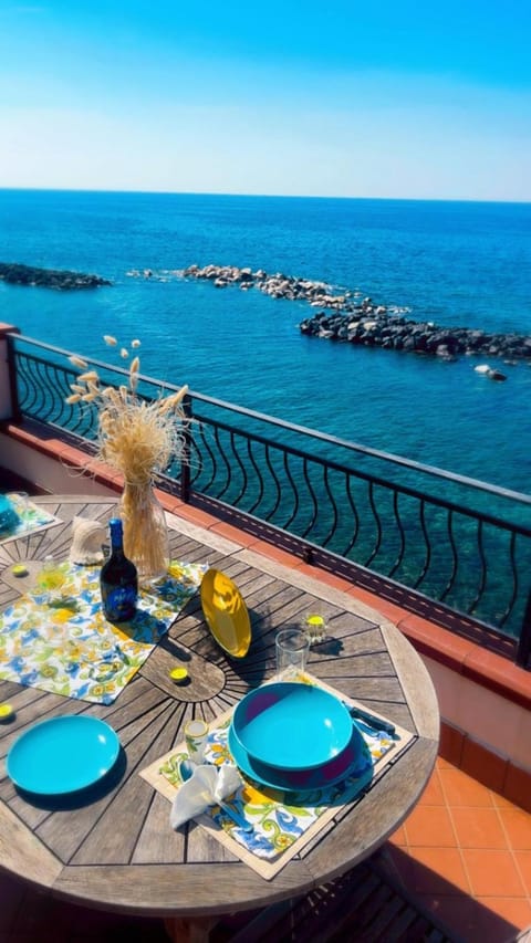 Balcony/Terrace, Decorative detail, Beach, Beach, Sea view