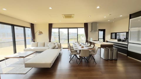 Kitchen or kitchenette, Living room, Photo of the whole room, Seating area, Dining area, kitchen, kitchen