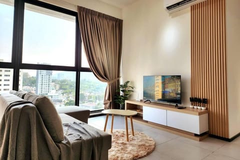 TV and multimedia, Living room, Seating area, air conditioner