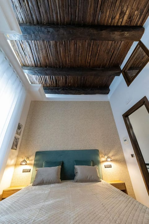 B & B Boutique Epoca Bed and Breakfast in Salerno