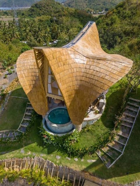 Property building, Nearby landmark, Spring, Day, Natural landscape, Garden, Garden view, Mountain view, Pool view, Swimming pool