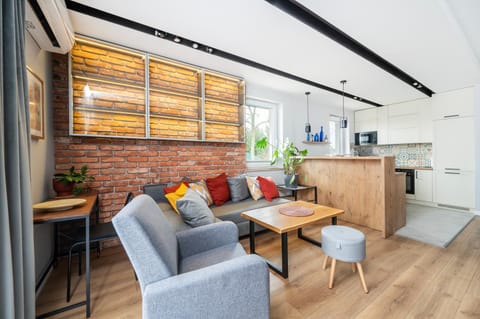 Kitchen or kitchenette, Living room, Seating area, Dining area, minibar