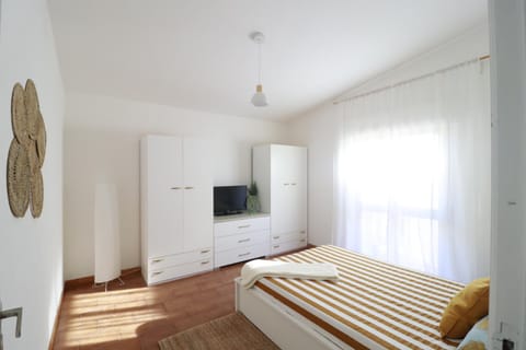 Salt Whisper - Trilocale centrale inondato di luce Apartment in La Caletta