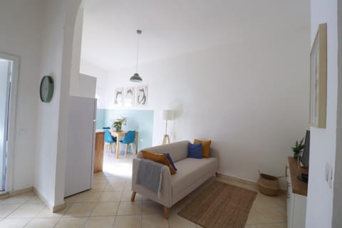 Salt Whisper - Trilocale centrale inondato di luce Apartment in La Caletta