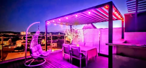 Hot Tub, Balcony/Terrace
