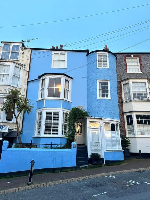 Property building, Street view