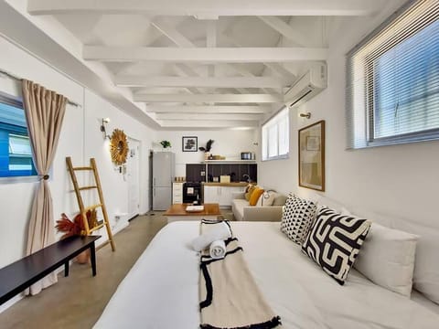 Living room, Bedroom