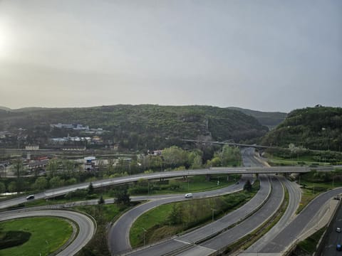Day, Neighbourhood, Natural landscape, Mountain view