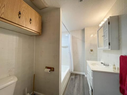 Villa #4 Sleep 10 Down House in Village Four Seasons