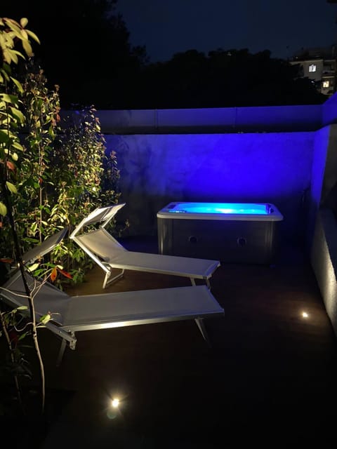 Garden, Hot Tub, Swimming pool