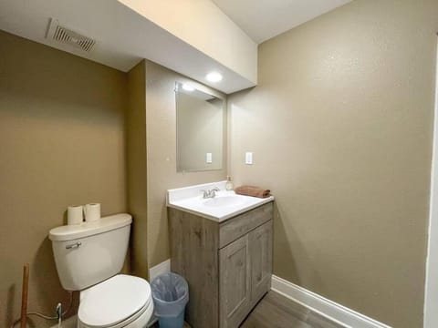 The Point House Sleep 16 House in Village Four Seasons