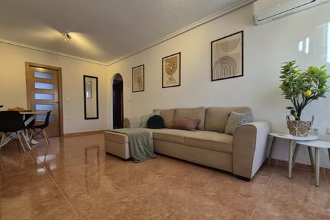Living room, Seating area, Dining area, air conditioner