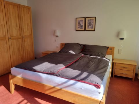 Bed, Photo of the whole room, Bedroom, wardrobe