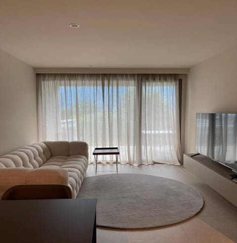 Elegante e moderno apartamento a due passi da TASIS Apartment in Lugano