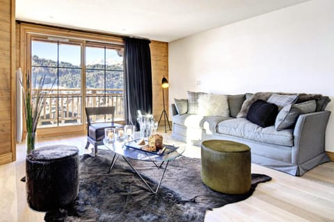 Bed, fireplace, furniture