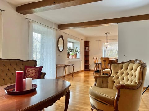 Living room, Seating area, Dining area