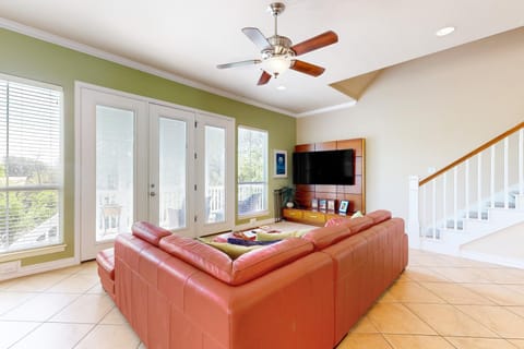 Treetop on LBJ House in Kingsland