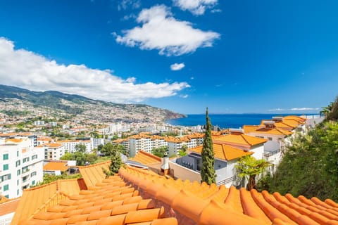 Day, Natural landscape, Balcony/Terrace, City view, Mountain view, Sea view