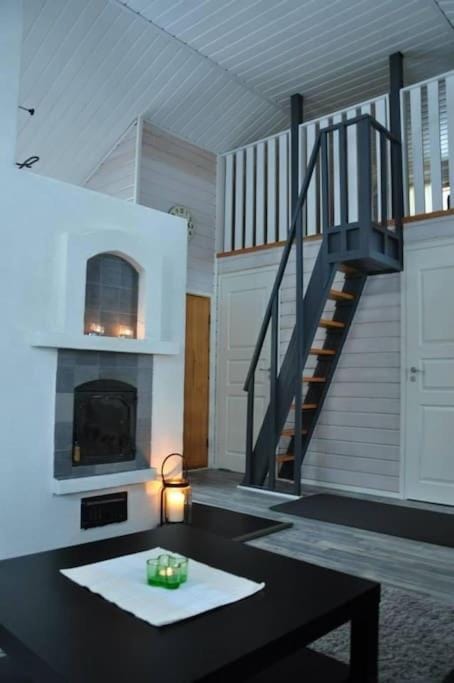 Käpälämäki puhtaan veden äärellä omassa rauhassa Chalet in Finland