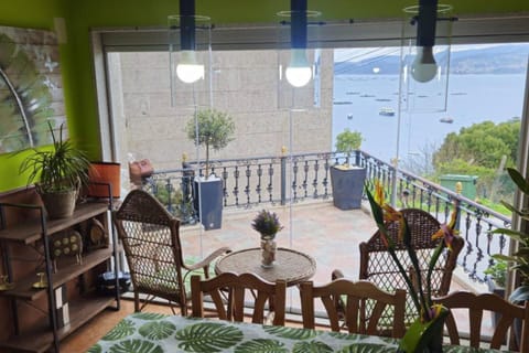 Casa baja a la playa House in O Morrazo