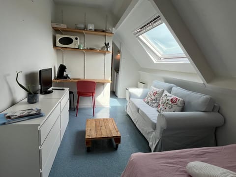 Studio Cosy avec Parking Privé Apartment in Caen