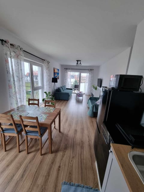 Kitchen or kitchenette, Living room, Dining area