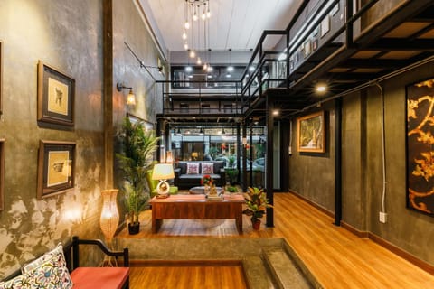Communal lounge/ TV room, Living room, Seating area