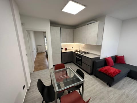 Deluxe comfortable suite with balcony Downtown Apartment in Legnano