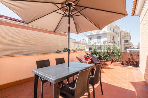 Patio, Balcony/Terrace, Balcony/Terrace, Dining area