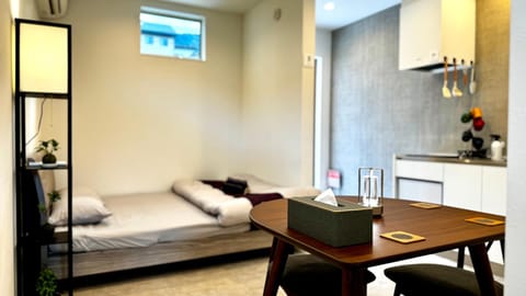 Bed, Living room