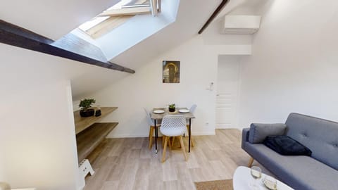 Living room, Dining area