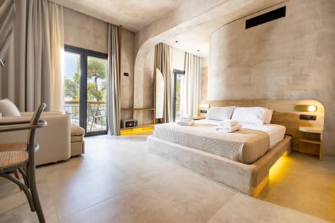 Bed, Photo of the whole room, Bedroom, towels, air conditioner