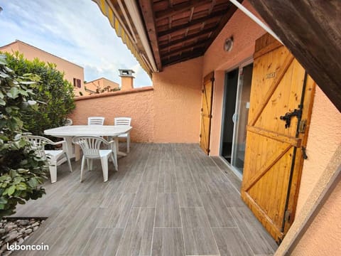 Day, Balcony/Terrace