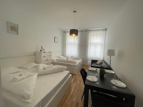 Living room, Photo of the whole room, Bedroom
