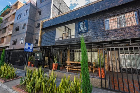 Property building, Street view, Location