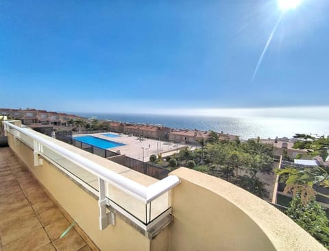 Day, Balcony/Terrace, Balcony/Terrace, Seating area, Pool view, Sea view, Swimming pool