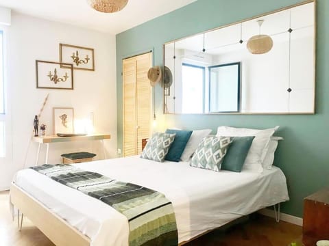 Long term Special Offer. Beautiful flat near Paris Apartment in Vincennes