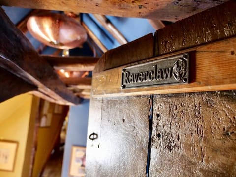 Luxury 8 Bed Manor House Hot Tub Cinema Room SkyTV House in Uttlesford