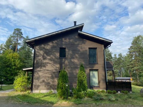 Villa Rauhan Helmi House in Finland