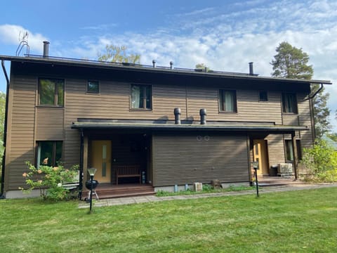 Villa Rauhan Helmi House in Finland