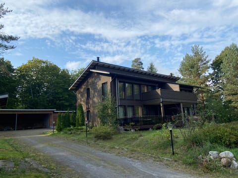 Villa Rauhan Helmi House in Finland