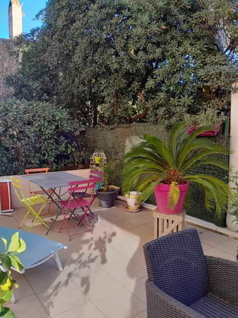 Patio, Balcony/Terrace
