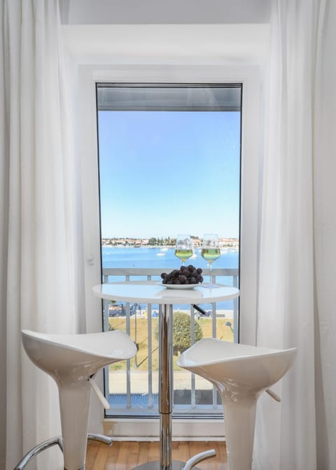 Seating area, Sea view