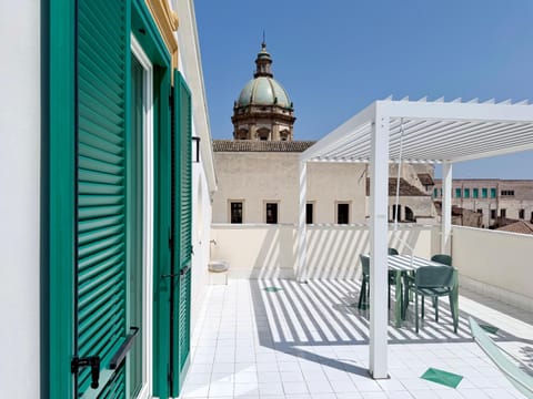 Balcony/Terrace, Balcony/Terrace