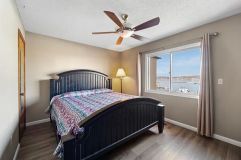 Lodge Sleep 16- Bachelor/bachelorette Parties Welcome! House in Village Four Seasons