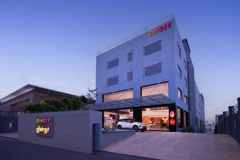Property building, Day, Location, Parking