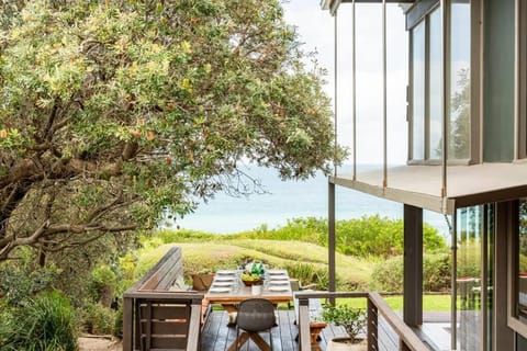 Day, Natural landscape, Garden, Balcony/Terrace, Dining area, Garden view