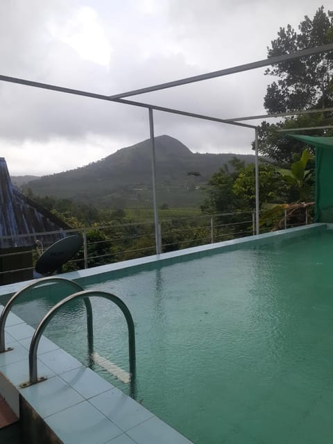 Mountain view, Swimming pool