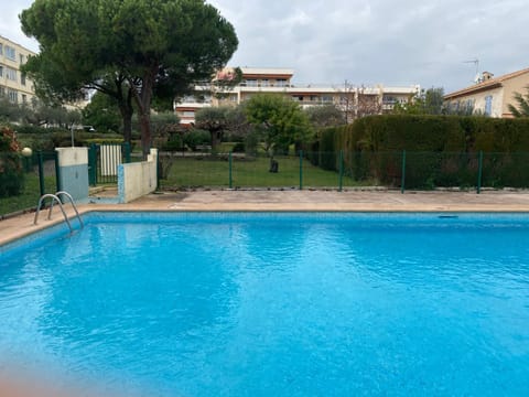Property building, Pool view, Swimming pool