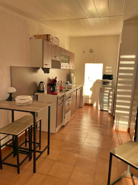 Dining area, washing machine, kitchen